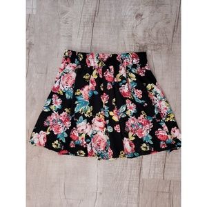 Black floral mini skirt